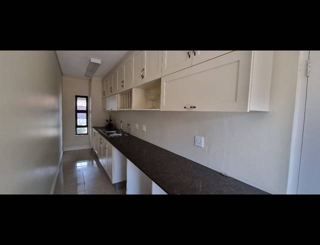4 BEDROOM FREEHOLD FOR SALE IN IZINGA